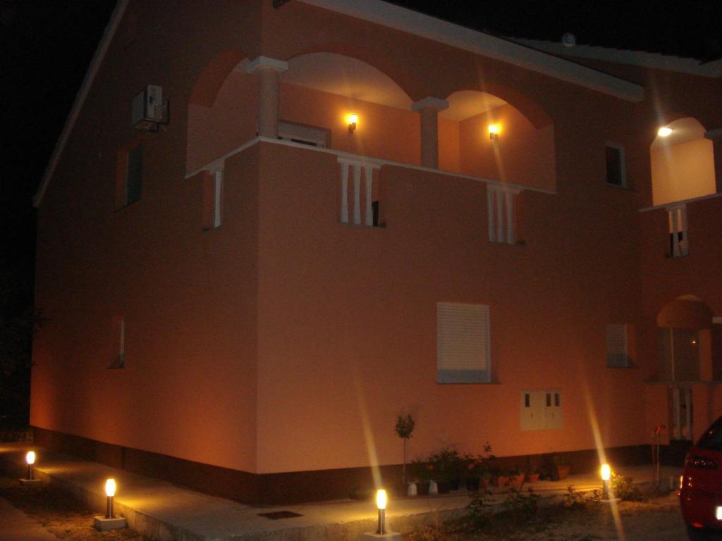 Apartments Luna Sukošan Buitenkant foto