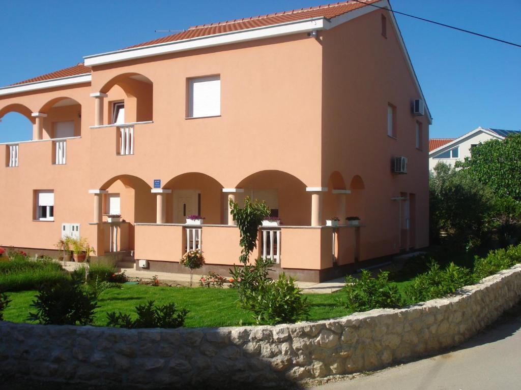 Apartments Luna Sukošan Buitenkant foto